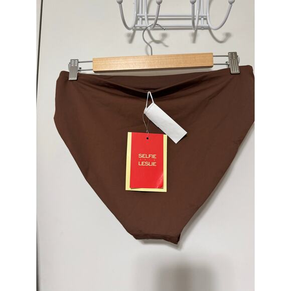 Selfie Leslie Chocolate Brown Get Cheeky Swim Bottoms XL NEW - Picture 2 of 6